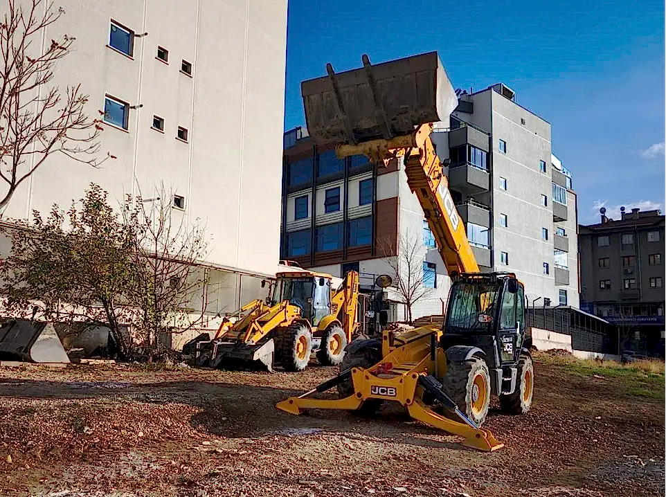Bahçeli Manitou Kiralama