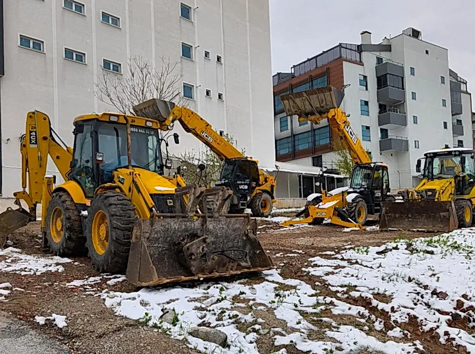 Sumqayıt Kiralık İş Makineleri